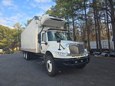 International MV607 Refrigerated Truck - 300HP, 6 Speed Automatic, Thermo King T880R-30