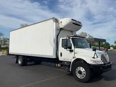 International MV607 Refrigerated Truck - 240HP, 6 Speed Automatic, Thermo King T680R-30