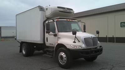 International MV607 14 ft Refrigerated Truck - 220HP, 7 Speed Automatic