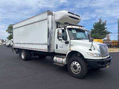 International MV607 Refrigerated Truck - 250HP, 6 Speed Automatic, Thermo King T680R-30