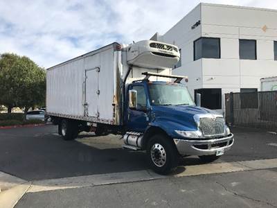 International MV607 Refrigerated Truck - 280HP, 6 Speed Automatic, Thermo King T1280R