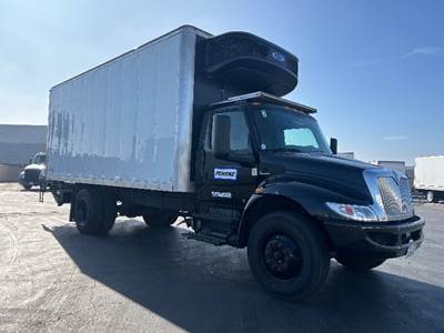 International MV607 Refrigerated Truck - 220HP, 6 Speed Automatic, Carrier S7