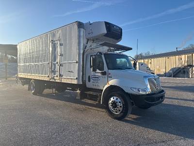 International MV607 26 ft Refrigerated Truck - 220HP, 7 Speed Automatic