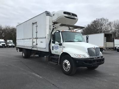 International MV607 26 ft Refrigerated Truck - 220HP, 6 Speed Automatic