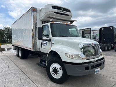 International MV607 24 ft Refrigerated Truck - 300HP, 6 Speed Automatic, Thermo King T1080R30