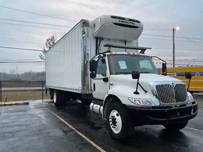 International MV607 Refrigerated Truck - 240HP, 6 Speed Automatic, Thermo King T690