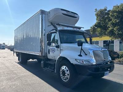 International MV607 Refrigerated Truck - 220HP, 6 Speed Automatic, Thermo King T880R-50