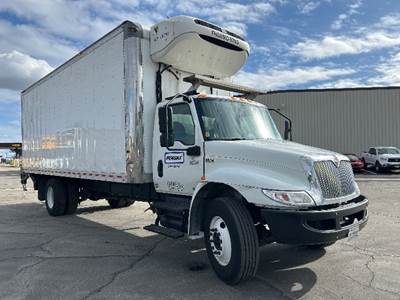 International MV607 Refrigerated Truck - 220HP, 6 Speed Automatic, Thermo King T680R-50