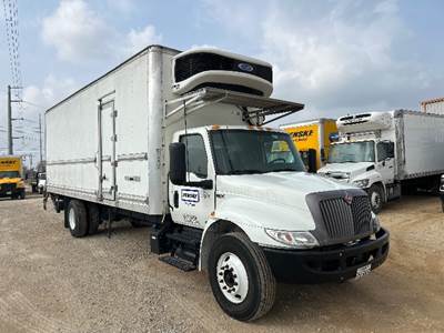 International MV607 Refrigerated Truck - 220HP, 6 Speed Automatic, Carrier S9