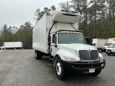 International MV607 Refrigerated Truck - 250HP, 6 Speed Automatic, Thermo King T690