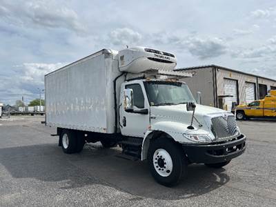 International MV607 Refrigerated Truck - 240HP, 6 Speed Automatic, Thermo King T690