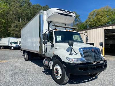 International MV607 Refrigerated Truck - 240HP, 6 Speed Automatic, Thermo King T690