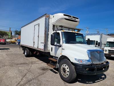 International MV607 Refrigerated Truck - 220HP, 6 Speed Automatic, Thermo King T680R-50