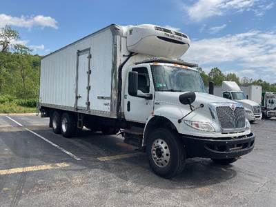 International MV607 Refrigerated Truck - 300HP, 6 Speed Automatic, Thermo King T880R-50