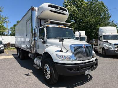 International MV607 Refrigerated Truck - 350HP, 6 Speed Automatic, Thermo King T1080S50