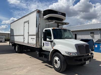 International MV607 Refrigerated Truck - 220HP, 6 Speed Automatic, Carrier S9