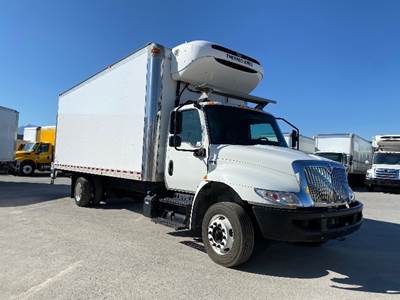 International MV607LP 22 ft Refrigerated Truck - 220HP, 6 Speed Automatic