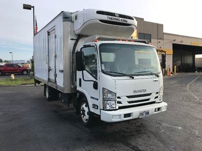 Isuzu NQR 18 ft Refrigerated Truck - 215HP, 6 Speed Automatic, Thermo King T580R-50