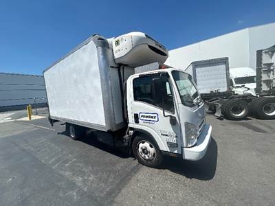 Isuzu NQR 16 ft Refrigerated Truck - 215HP, 6 Speed Automatic, Thermo King T580R-30