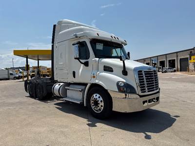 Freightliner Cascadia 113 Sleeper Semi Truck - 48" Integral Sleeper, 410HP, 12 Speed Automatic