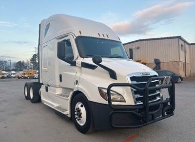Freightliner Cascadia 116 Sleeper Semi Truck - 72" Integral Sleeper, 410HP, 12 Speed Automatic