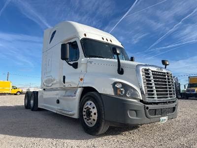 Freightliner Cascadia 125 Sleeper Semi Truck - 72" Integral Sleeper, 400HP, 12 Speed Automatic