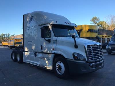 Freightliner Cascadia 125 Sleeper Semi Truck - 72" Integral Sleeper, 455HP, 12 Speed Automatic