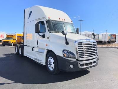 Freightliner Cascadia 125 Sleeper Semi Truck - 72" Integral Sleeper, 455HP, 12 Speed Automatic