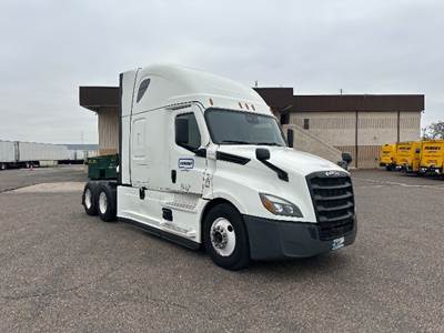Freightliner Cascadia 126 Sleeper Semi Truck - 72" Integral Sleeper, 455HP, 12 Speed Automatic