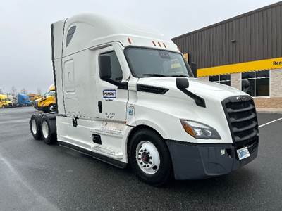 Freightliner Cascadia 126 Sleeper Semi Truck - 72" Integral Sleeper, 455HP, 12 Speed Automatic