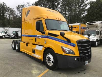 Freightliner Cascadia 126 Sleeper Semi Truck - 72" Integral Sleeper, 455HP, 12 Speed Automatic