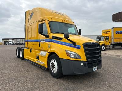 Freightliner Cascadia 126 Sleeper Semi Truck - 72" Integral Sleeper, 455HP, 12 Speed Automatic