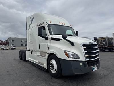 Freightliner Cascadia 126 Sleeper Semi Truck - 72" Integral Sleeper, 455HP, 12 Speed Automatic