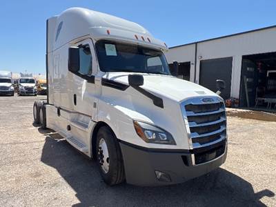 Freightliner Cascadia 126 Sleeper Semi Truck - 72" Integral Sleeper, 455HP, 12 Speed Automatic