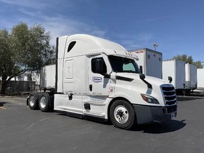 Freightliner Cascadia 126 Sleeper Semi Truck - 72" Integral Sleeper, 455HP, 12 Speed Automatic