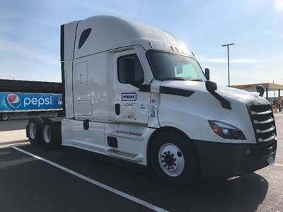 Freightliner Cascadia 126 Sleeper Semi Truck - 72" Integral Sleeper, 455HP, 12 Speed Automatic