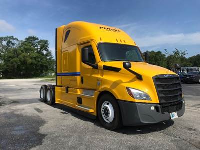 Freightliner Cascadia 126 Sleeper Semi Truck - 72" Integral Sleeper, 455HP, 12 Speed Automatic