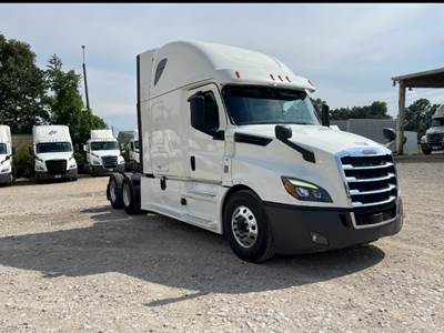 Freightliner Cascadia 126 Sleeper Semi Truck - 72" Integral Sleeper, 455HP, 12 Speed Automatic