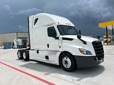 Freightliner Cascadia 126 Sleeper Semi Truck - 72" Integral Sleeper, 455HP, 12 Speed Automatic