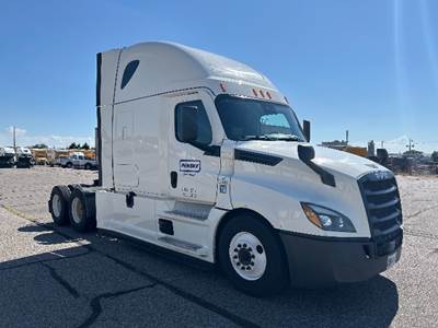 Freightliner Cascadia 126 Sleeper Semi Truck - 72" Integral Sleeper, 455HP, 12 Speed Automatic