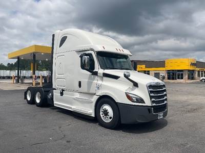 Freightliner Cascadia 126 Sleeper Semi Truck - 72" Integral Sleeper, 455HP, 12 Speed Automatic