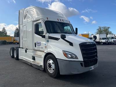 Freightliner Cascadia 126 Sleeper Semi Truck - 72" Integral Sleeper, 455HP, 12 Speed Automatic