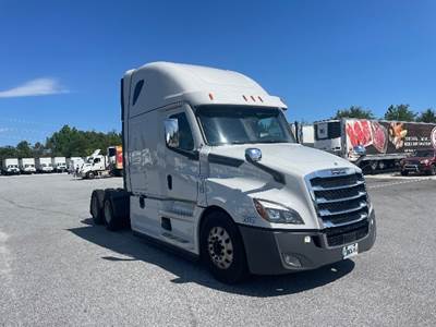 Freightliner Cascadia 126 Sleeper Semi Truck - 72" Integral Sleeper, 455HP, 12 Speed Automatic