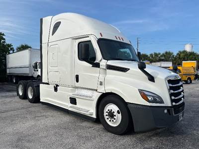 Freightliner Cascadia 126 Sleeper Semi Truck - 72" Integral Sleeper, 455HP, 12 Speed Automatic