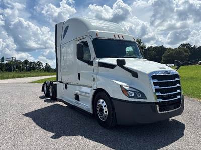 Freightliner Cascadia 126 Sleeper Semi Truck - 72" Integral Sleeper, 400HP, 12 Speed Automatic