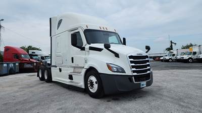 Freightliner Cascadia 126 Sleeper Semi Truck - 72" Integral Sleeper, 455HP, 12 Speed Automatic