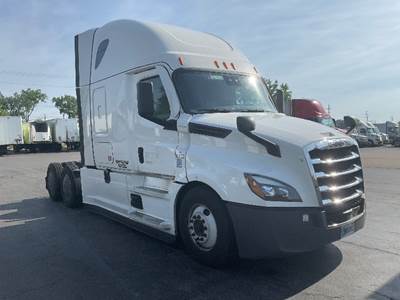 Freightliner Cascadia 126 Sleeper Semi Truck - 72" Integral Sleeper, 455HP, 12 Speed Automatic