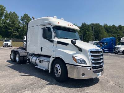 Freightliner Cascadia 126 Sleeper Semi Truck - 60" Integral Sleeper, 455HP, 12 Speed Automatic