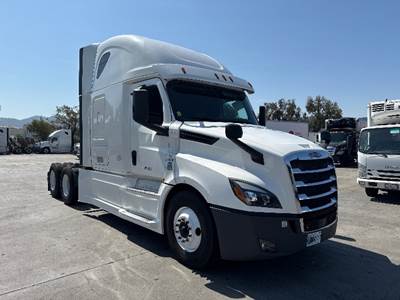 Freightliner Cascadia 126 Sleeper Semi Truck - 72" Integral Sleeper, 455HP, 12 Speed Automatic