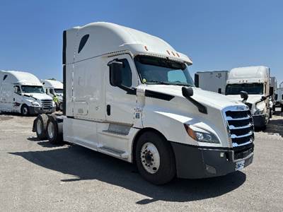 Freightliner Cascadia 126 Sleeper Semi Truck - 72" Integral Sleeper, 455HP, 12 Speed Automatic